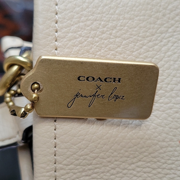 Coach Bags Coach Jennifer Lopez Dempsey Crossbody Bag Nwt Poshmark